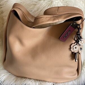 Coach 1941 bandit shoulder bag pebble leather